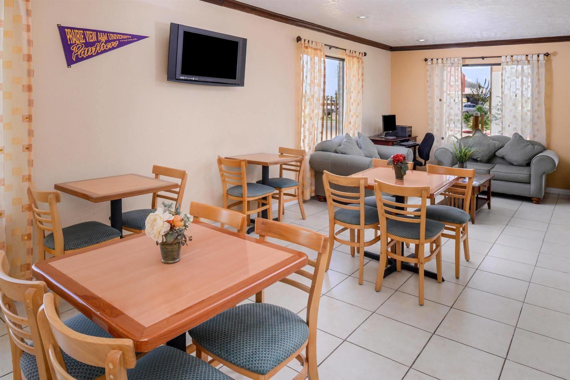 Americas Best Value Inn & Suites Waller/Prairie View Kültér fotó