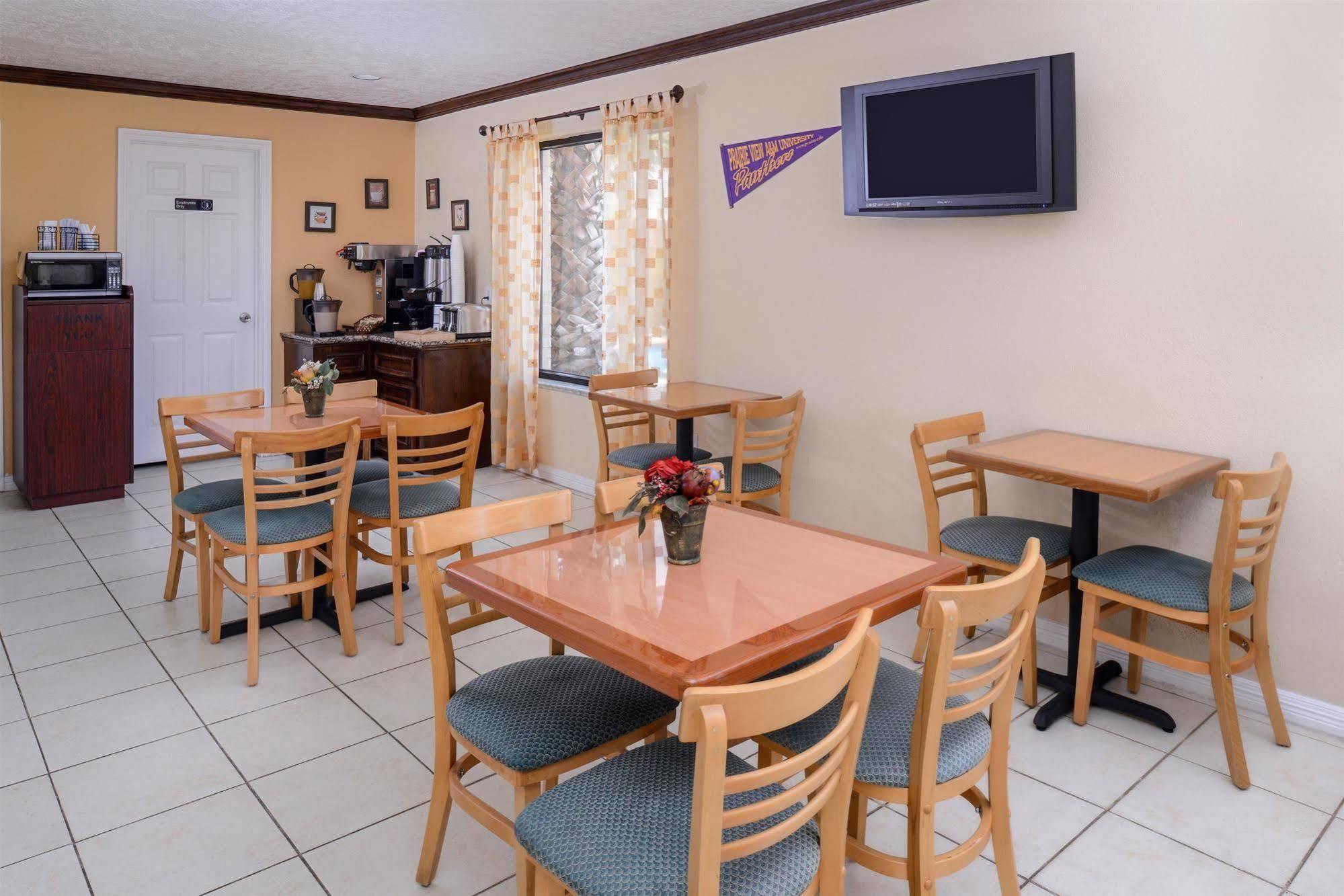 Americas Best Value Inn & Suites Waller/Prairie View Kültér fotó
