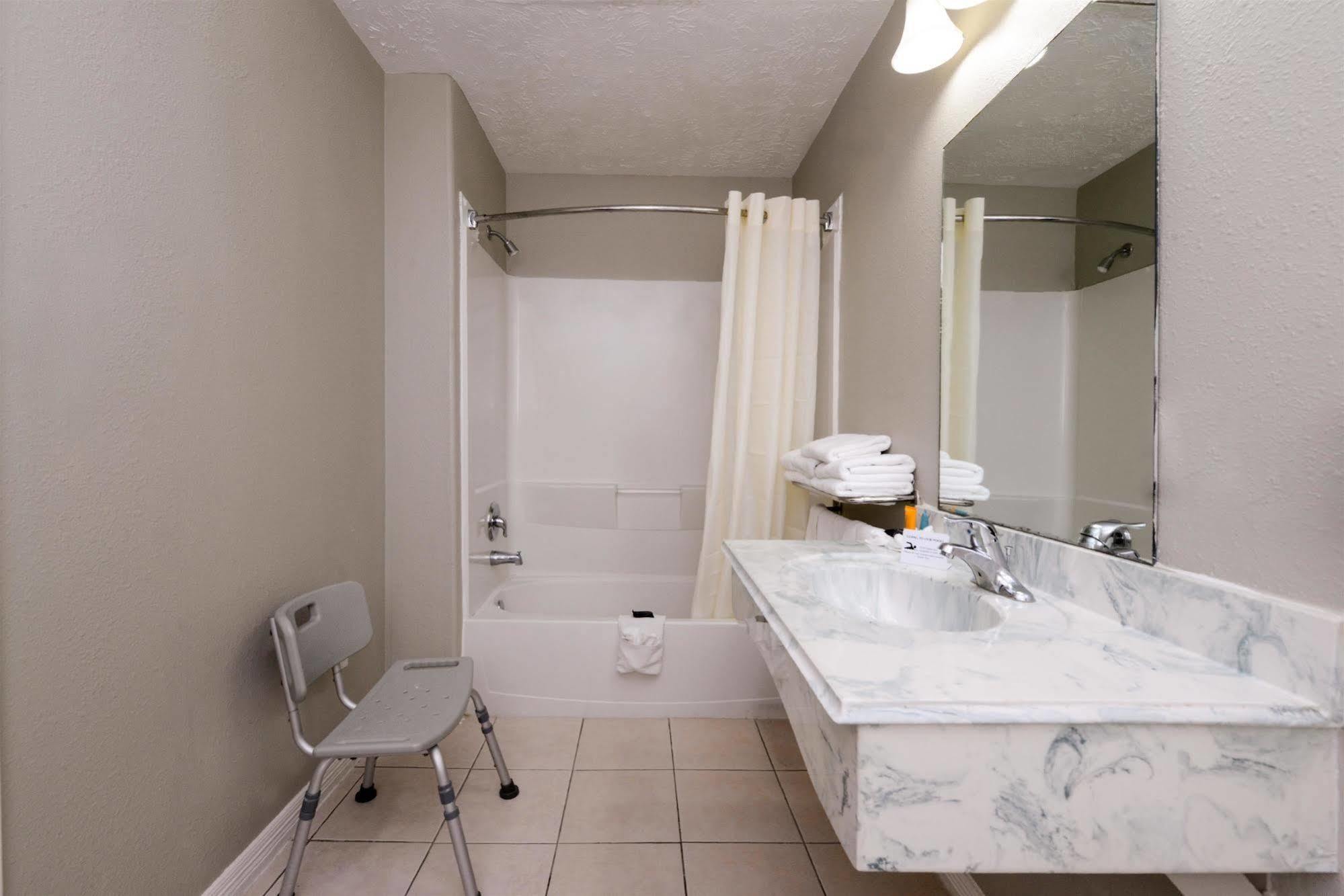 Americas Best Value Inn & Suites Waller/Prairie View Kültér fotó