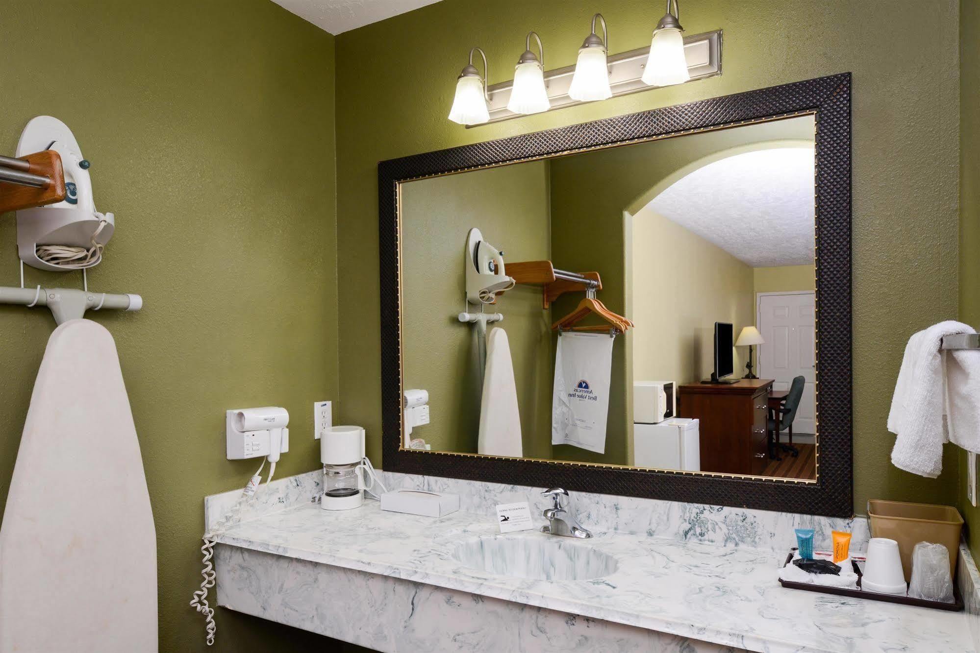 Americas Best Value Inn & Suites Waller/Prairie View Kültér fotó