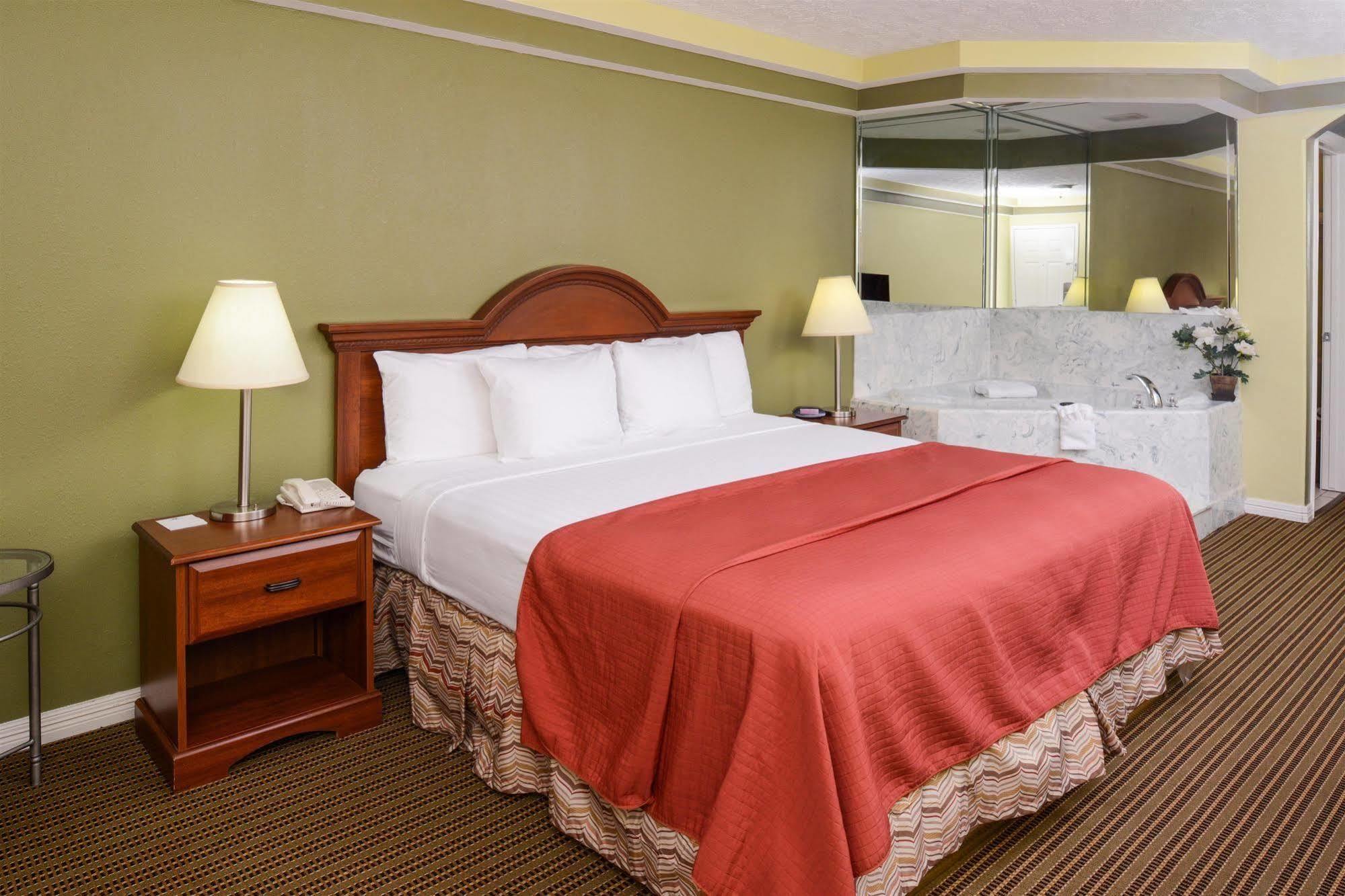 Americas Best Value Inn & Suites Waller/Prairie View Kültér fotó