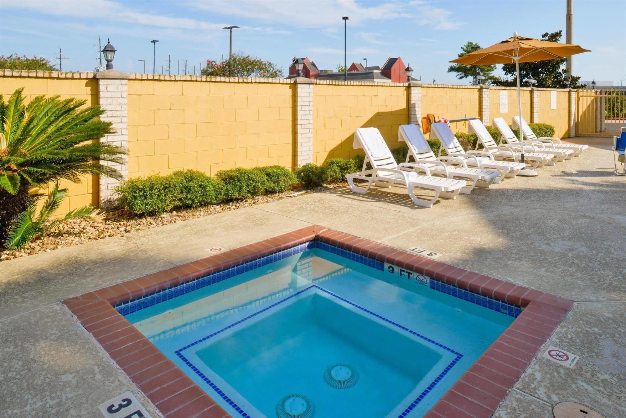 Americas Best Value Inn & Suites Waller/Prairie View Kültér fotó